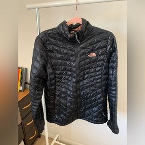 The North Face Black & Peach Light Puffer Jacket US Size M